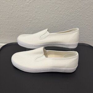City Sneaks - Canva Slip On, Size 7 Women